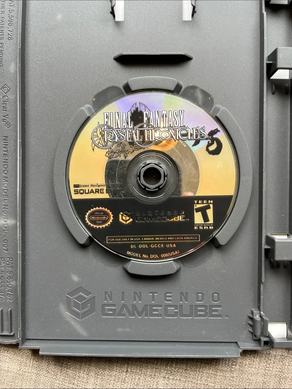 Nintendo GameCube Final Fantasy Crystal Chronicles
